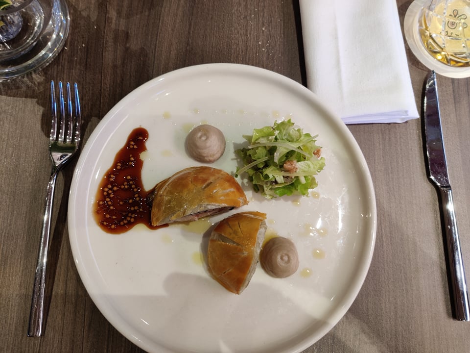 Restaurant Pastel din Cluj o stea Michelin aperitiv Phitivier de prepelita si Foie gras
